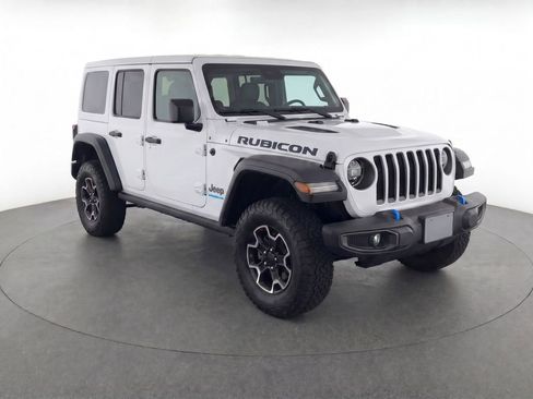 Used 2025 Jeep Wrangler Unlimited Rubicon 4xe w/ Convenience Group AWD/4WD image 5