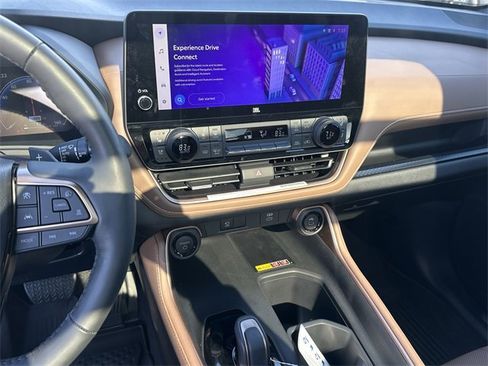 New 2024 Toyota Grand Highlander AWD Hybrid image 14