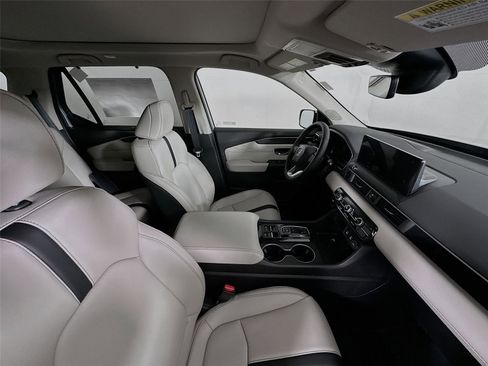 New 2026 Honda Pilot Touring image 29