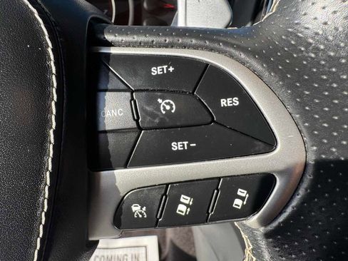 Used 2018 Jeep Grand Cherokee Trackhawk AWD/4WD image 15