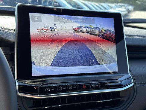 New 2026 Jeep Compass Limited image 33