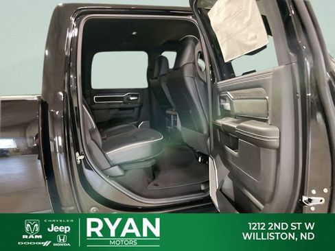 New 2026 RAM 2500 Laramie AWD/4WD image 42
