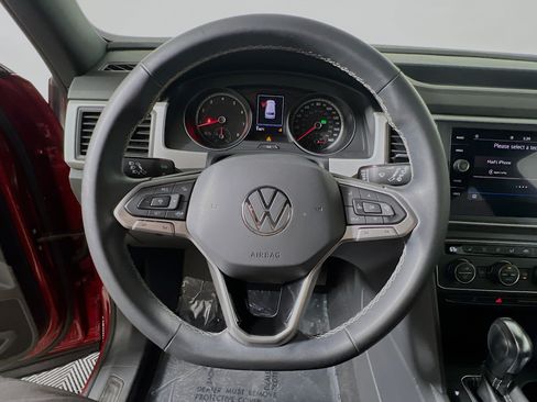 Used 2021 Volkswagen Atlas Cross Sport SE FWD image 18
