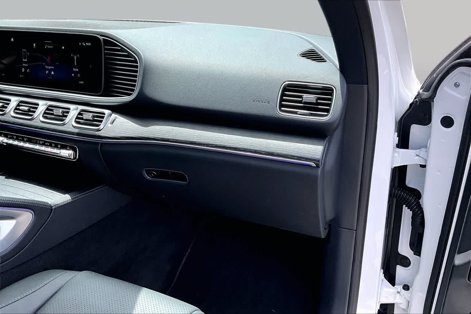Certified 2025 Mercedes-Benz GLE 450e 4MATIC image 19