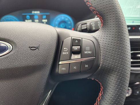 Used 2025 Ford Escape ST-Line Elite w/ Premium Technology Package image 29