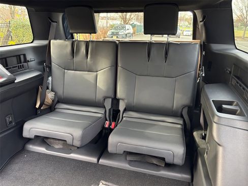 New 2025 Toyota 4Runner Limited image 16