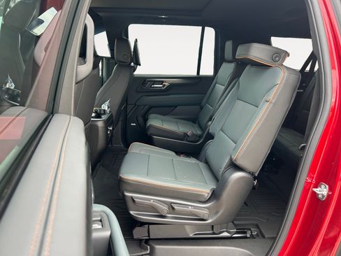 New 2026 GMC Yukon XL AT4 w/ AT4 Premium Plus Package image 24