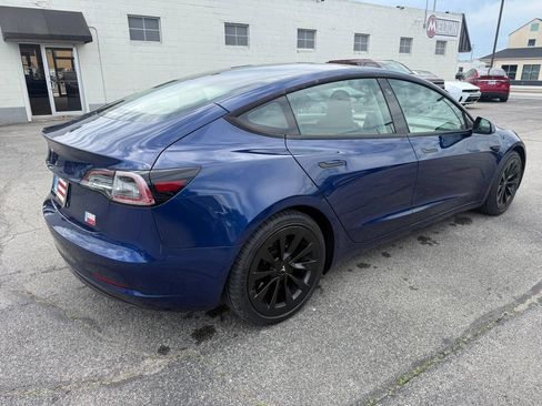 Used 2022 Tesla Model 3 RWD image 33