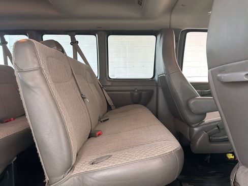 Used 2017 Chevrolet Express 2500 LS image 29