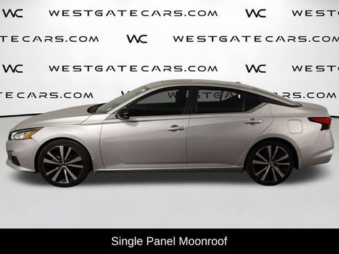 Used 2020 Nissan Altima 2.5 SR w/ Premium Package FWD image 5