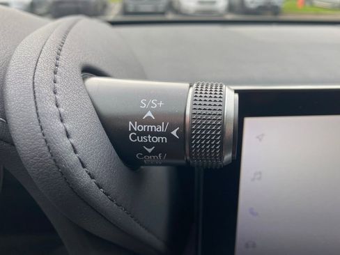 Used 2024 Lexus LC 500 Convertible w/ Touring Package RWD image 20