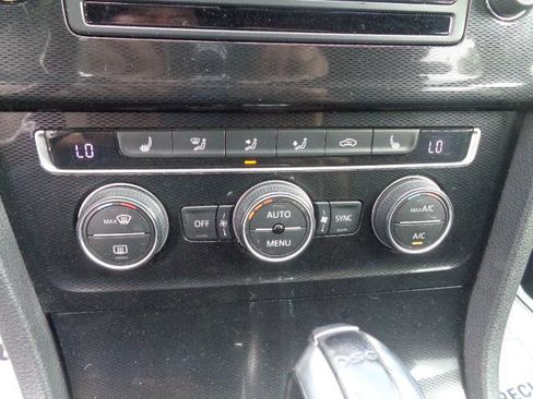 Used 2015 Volkswagen GTI Autobahn w/ Lighting Package (SEL) image 27