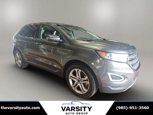 Used 2016 Ford Edge Titanium FWD image 4