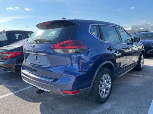Used 2018 Nissan Rogue S FWD image 3
