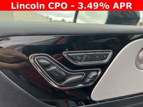Certified 2025 Lincoln Aviator Reserve w/ Luxury Package image 20