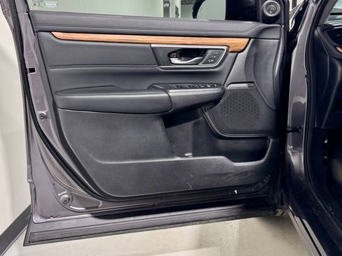 Used 2020 Honda CR-V Touring image 14