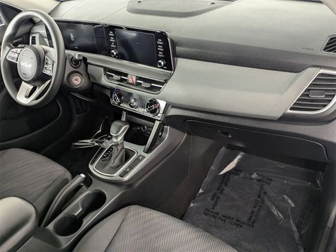 Used 2024 Kia Seltos LX image 28