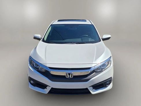 Used 2017 Honda Civic EX-T image 2