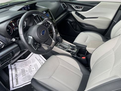 Used 2019 Subaru Forester Premium AWD/4WD image 23