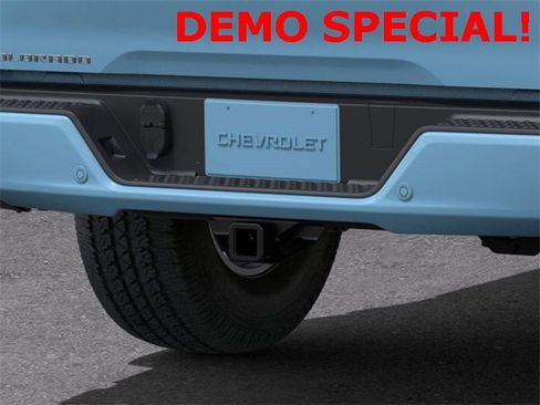 New 2025 Chevrolet Colorado LT w/ LT Convenience Package image 14