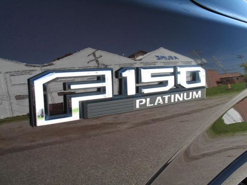 Used 2018 Ford F150 Platinum w/ Equipment Group 701A Luxury AWD/4WD image 93