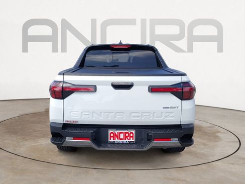 Used 2023 Hyundai Santa Cruz Limited AWD/4WD image 9