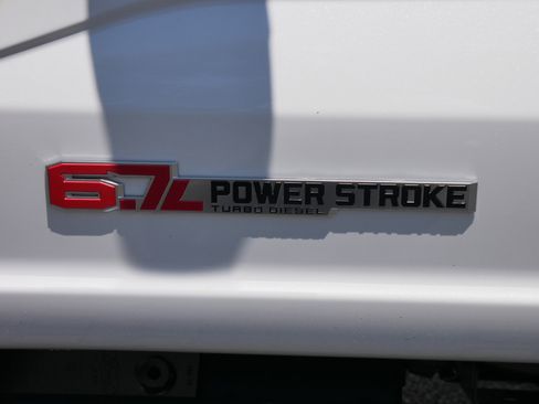 New 2025 Ford F350 Lariat w/ Lariat Ultimate Package image 23