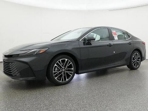 New 2026 Toyota Camry XLE image 17