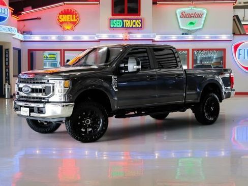 Used 2020 Ford F250 XL w/ STX Appearance Package AWD/4WD image 2