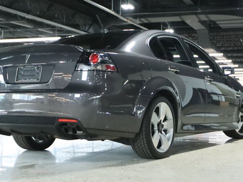 Used 2009 Pontiac G8 GT w/ Premium Package image 17