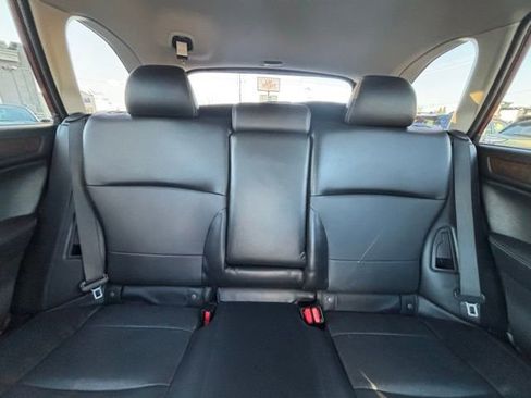 Used 2017 Subaru Outback 2.5i Limited image 17