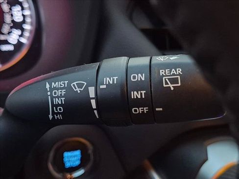 Used 2021 Toyota RAV4 XLE Premium FWD image 16