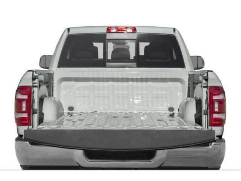 Certified 2022 RAM 2500 Big Horn w/ Snow Chief Group AWD/4WD image 11