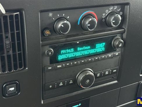 Used 2024 GMC Savana 2500 w/ Driver Convenience Package image 20