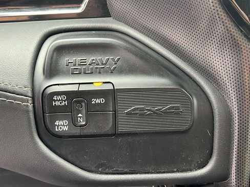 Used 2022 RAM 3500 Limited AWD/4WD image 19