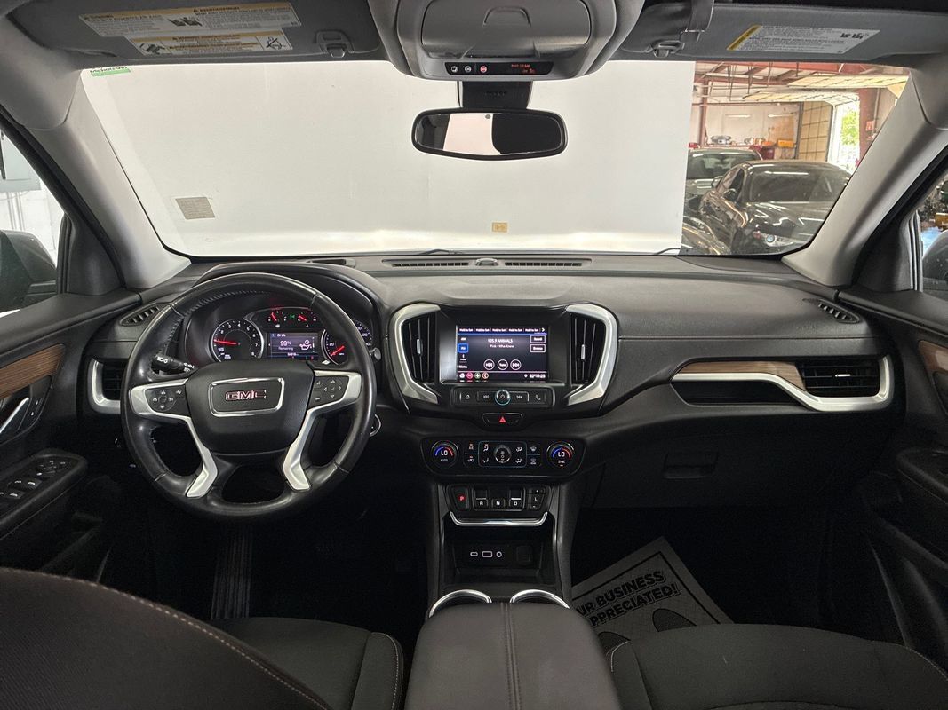 Used 2020 GMC Terrain SLE w/ Driver Convenience Package AWD/4WD image 19