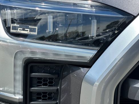 Used 2023 Toyota Tundra Limited AWD/4WD image 30