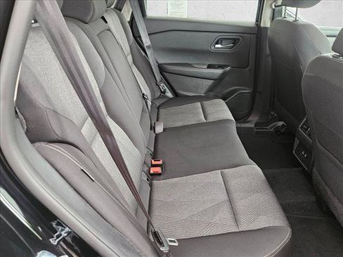 Used 2025 Nissan Rogue SV FWD image 14