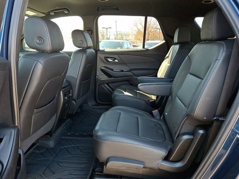 Certified 2023 Chevrolet Traverse LT AWD/4WD image 10