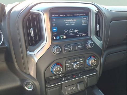 Used 2022 Chevrolet Silverado 1500 LT Trail Boss w/ Bed Protection Package image 9