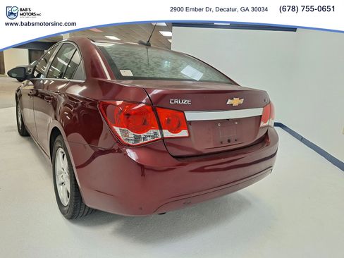 Used 2016 Chevrolet Cruze LT w/ Technology Package image 4