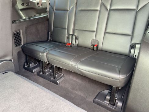 Certified 2023 Cadillac Escalade ESV Luxury image 20