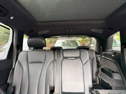 Used 2018 Audi Q7 3.0T Prestige w/ Prestige Package AWD/4WD image 31