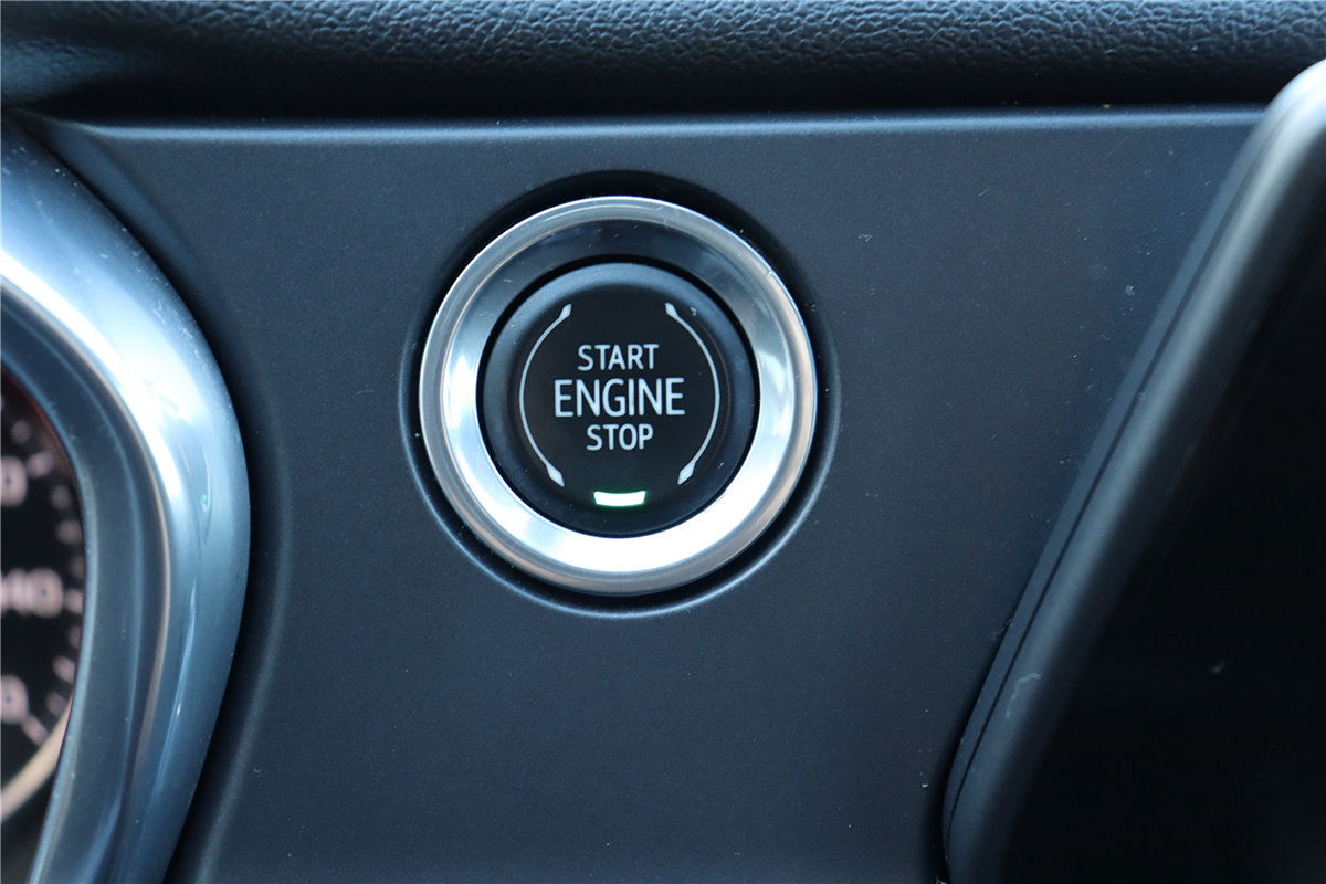 Used 2020 Chevrolet Blazer LT w/ LPO, Floor Liner Package FWD image 38