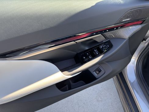 Used 2026 BMW 530i xDrive image 14