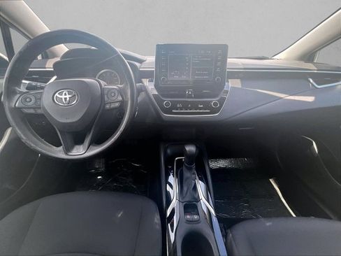Used 2021 Toyota Corolla LE FWD image 16
