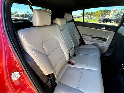 Used 2022 Kia Sportage Nightfall Edition image 19