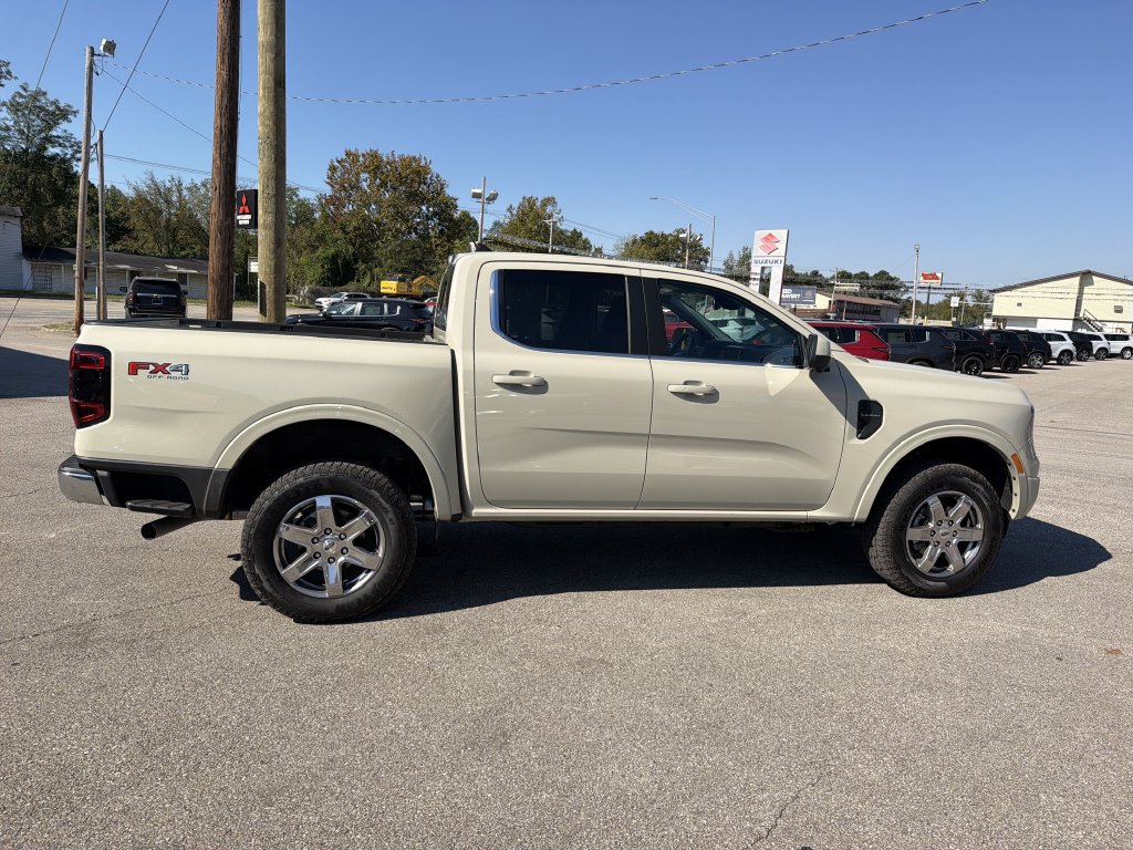 Used 2026 Ford Ranger Lariat w/ FX4 Off-Road Package AWD/4WD image 3