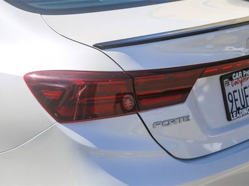 Certified 2023 Kia Forte GT-Line w/ GT-Line Technology Package image 11