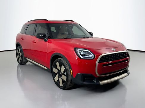 Certified 2025 MINI Cooper Countryman S image 3